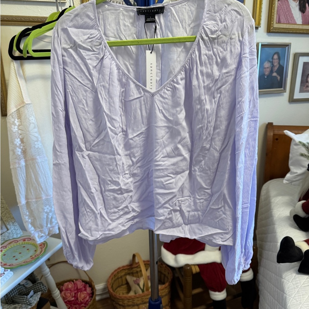 Women's Light Purple Top